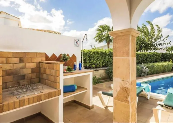 Viola Bosch Menorca וילה קאלאן בוש