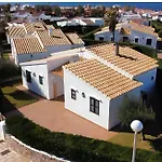 Viola Bosch Menorca Villa Cala en Bosch